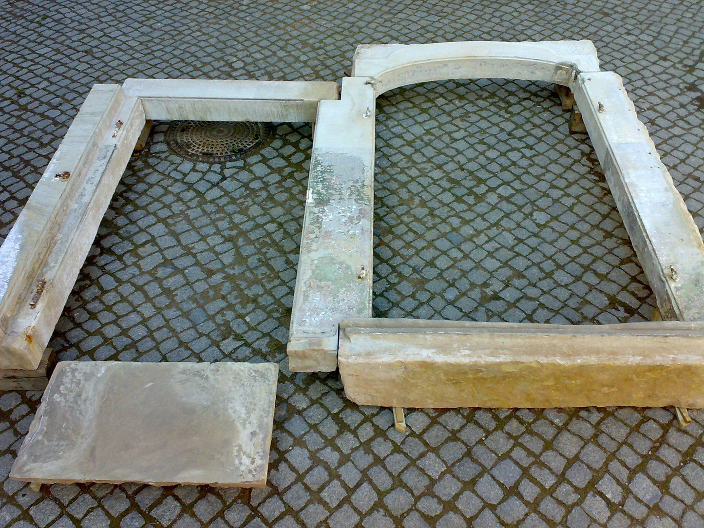 IA/10 - antike-tueren-baustoffe