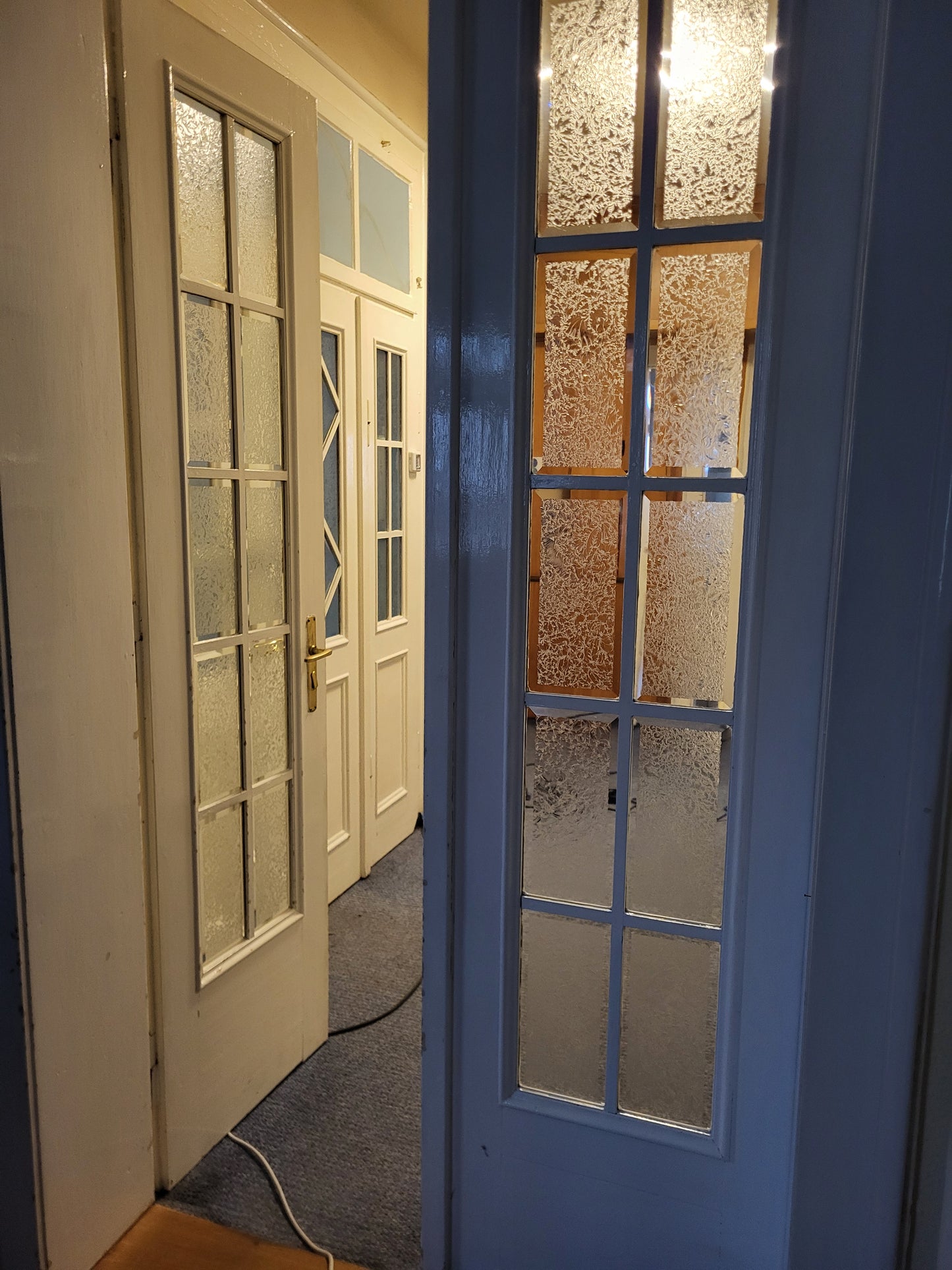 2 St. Hochwertige Türanlagen komplett mit Rahmen um 1924 - IDG/106